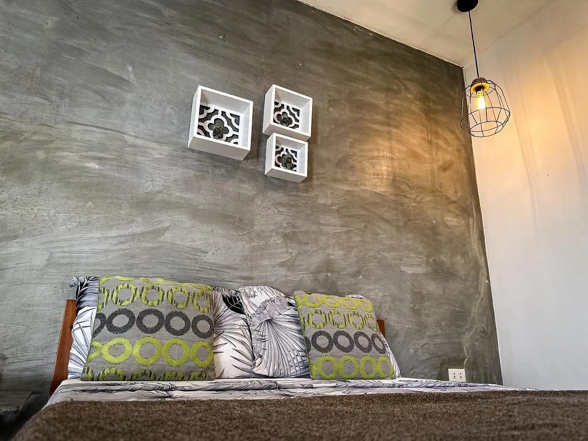 Alona Pawikan Panglao 3*,